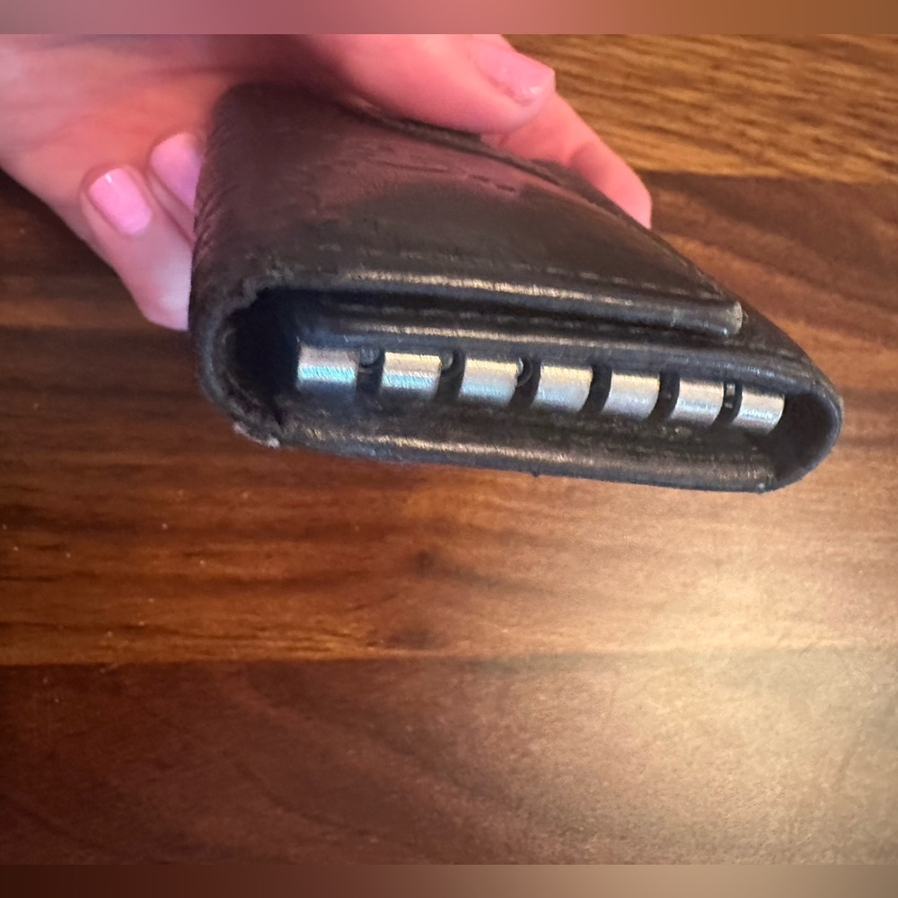 GUCCI Britt Guccissima Leather Key Case Black - Picture 2 of 9